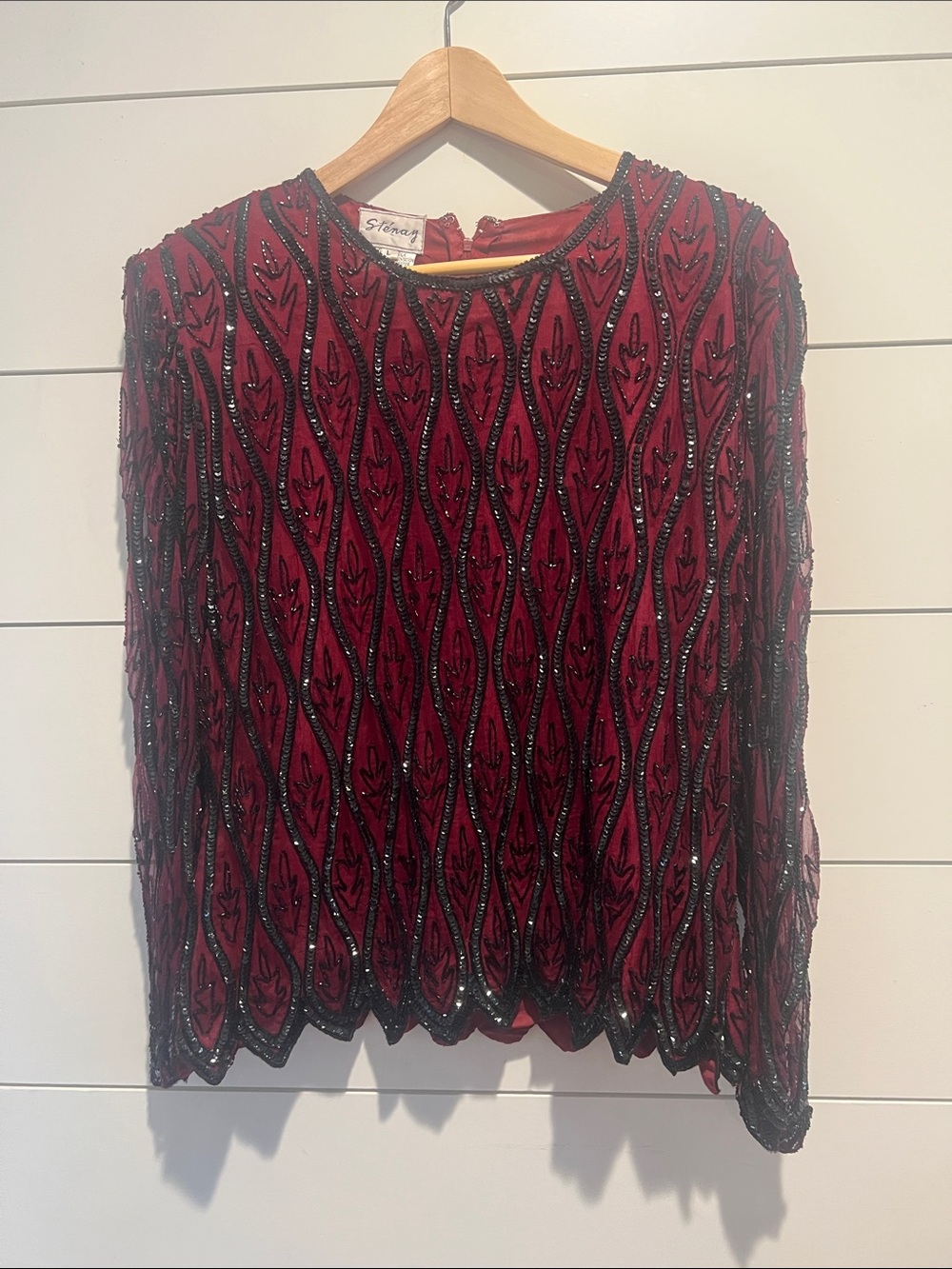 Vintage Art Deco Beaded Red Long-Sleeve Women's Top from Stenay